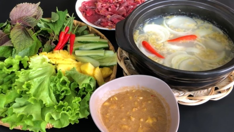 Bắp bò nhúng mẻ