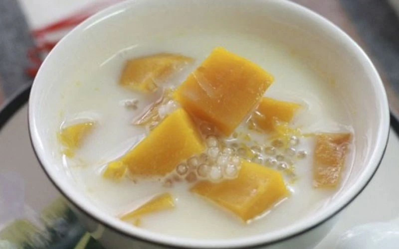 Chè bí đỏ bột báng