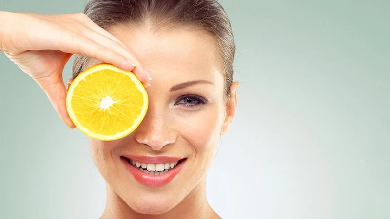 Uống vitamin C trắng da có hiệu quả như lời đồn?