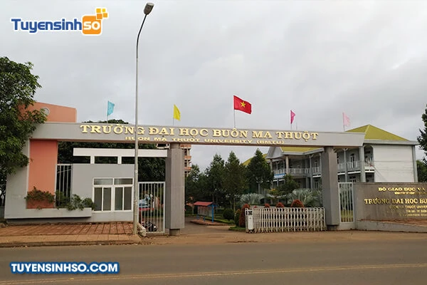 Đại học Y Dược Buôn Ma Thuột