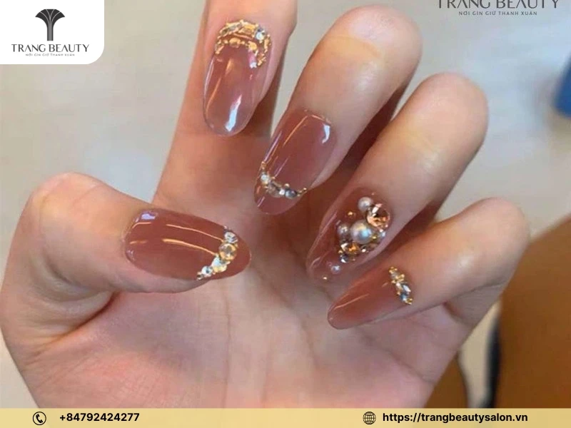 70+ Mẫu nail thạch nâu đẹp sang chảnh và thu hút nhất