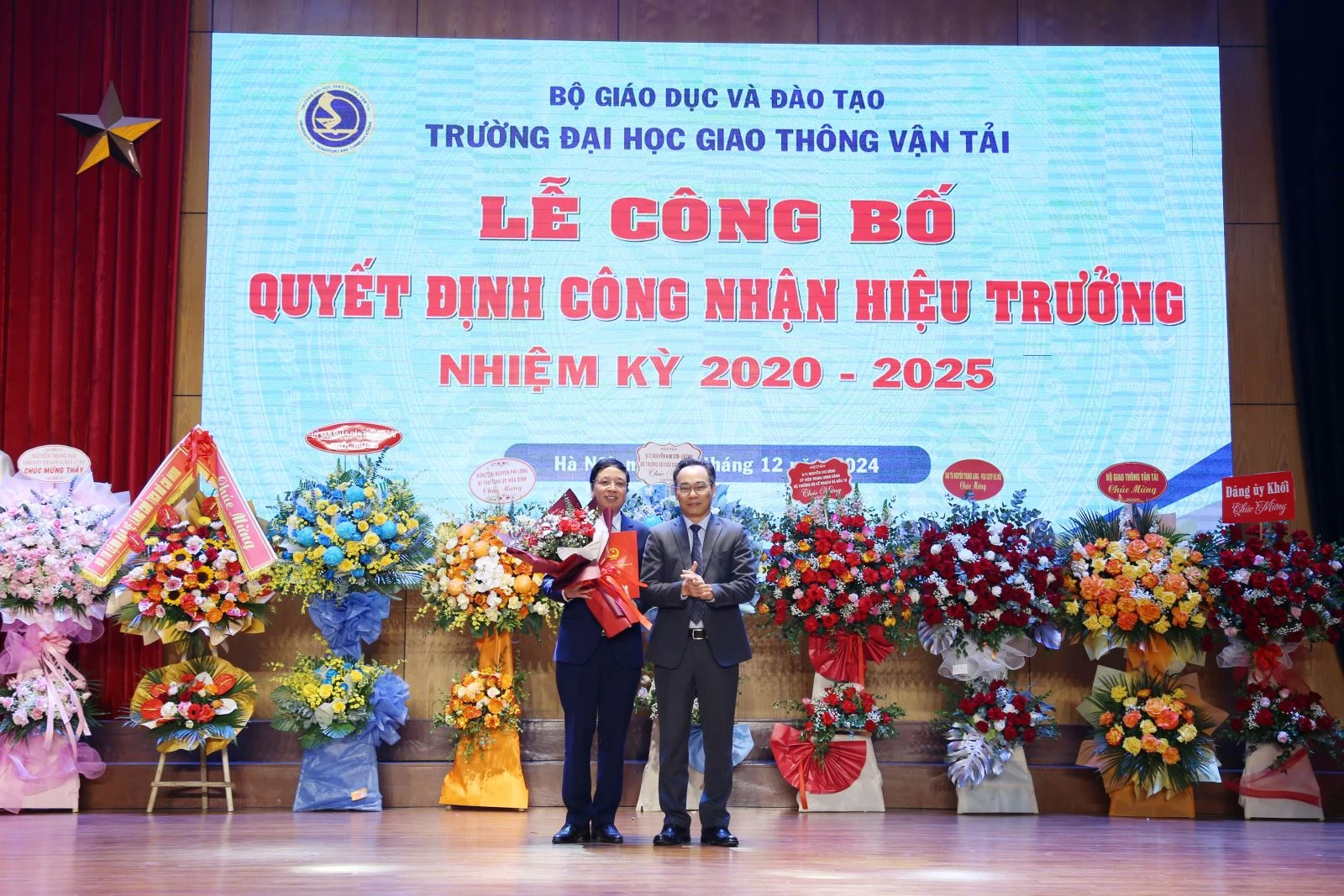 Lễ Công bố Quyết định công nhận Hiệu trưởng Trường Đại học Giao thông vận tải nhiệm kỳ 2020-2025