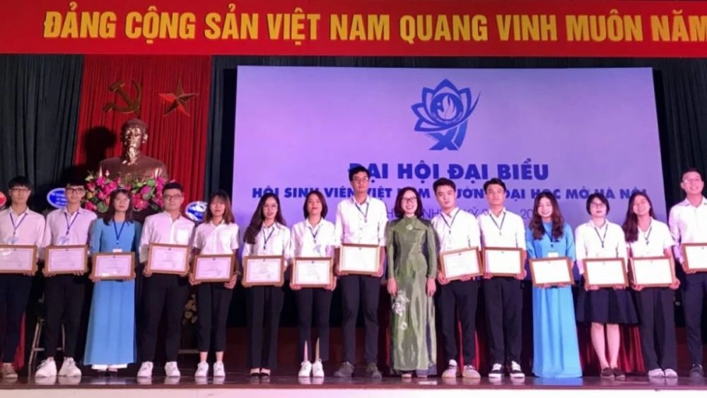 Học phí Đại học Mở Hà Nội, TP.HCM 2023 - 2024 mới nhất